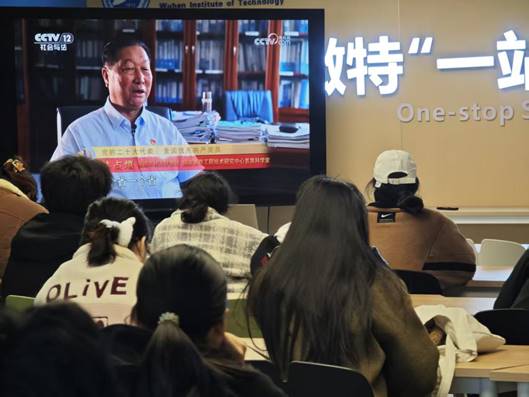 903afe2fdcae0cbc6b958510040c3469